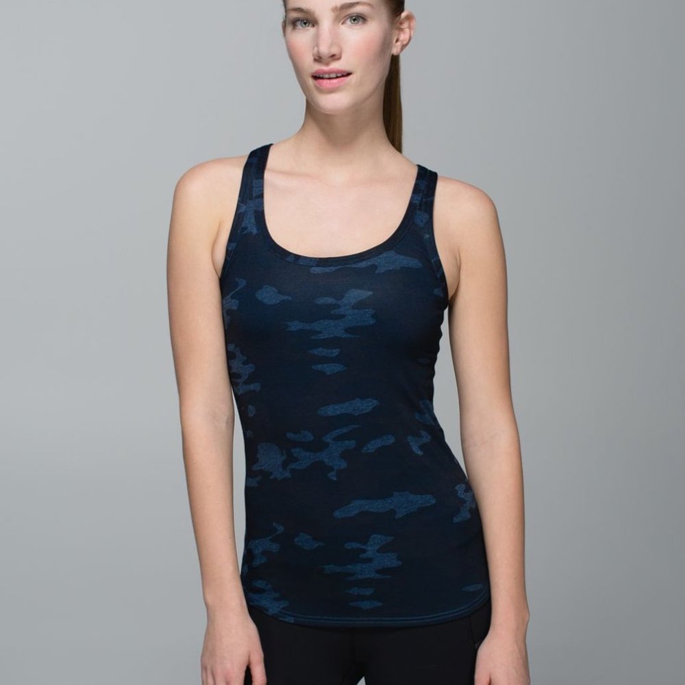 Lululemon Studio Racerback Heathered Texture Lotus Camo Oil Slick Blue SZ 4
